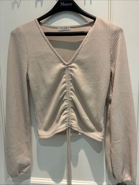 Paper Crane Light Beige/pink Ruched V-Neck Crop Top